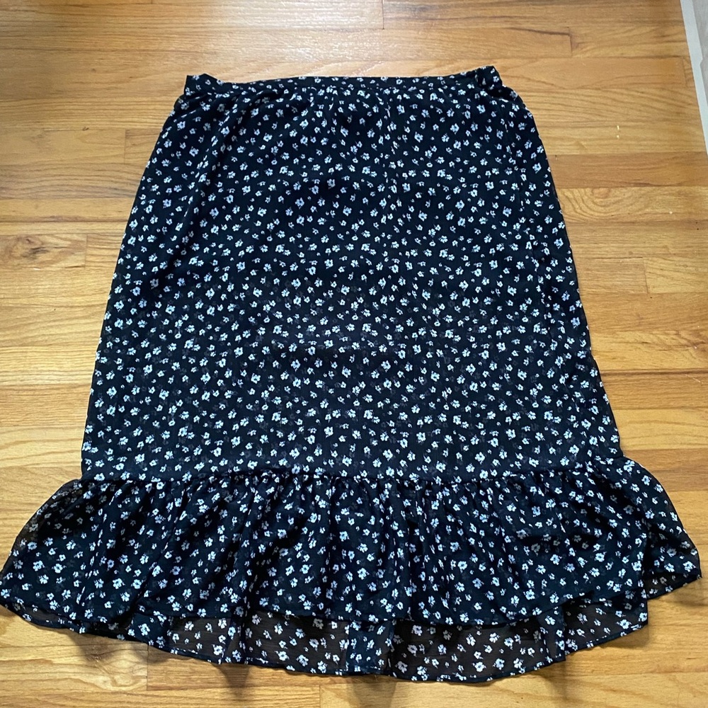 Floral H&M skirt XL